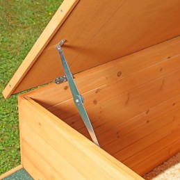 Casetta pollaio per galline da giardino in legno