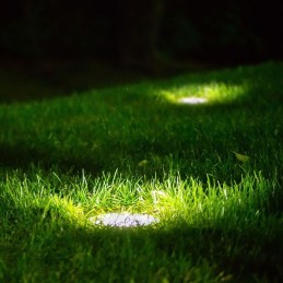 Faretti da esterno solari con 8 led segnapasso per giardino