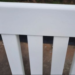 Panchina da giardino in legno bianca a 2 posti