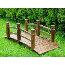 Ponte in legno per arredo giardino