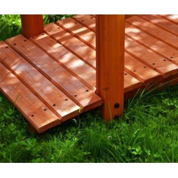 Ponticello in legno da giardino